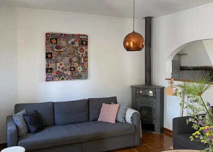 Breakfast Under A Tree - And Apartamento