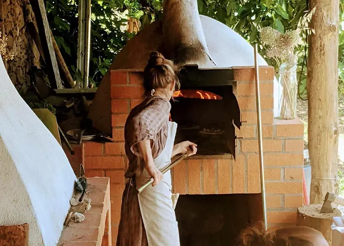 Διαμέρισμα Breakfast Under A Tree - And *