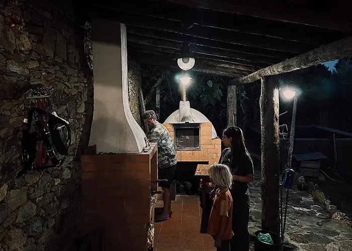 Breakfast Under A Tree - And Tomar