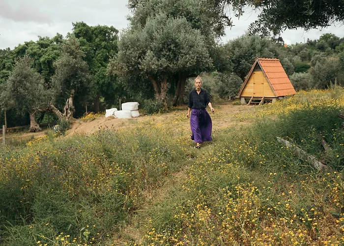 Breakfast Under A Tree - And Διαμέρισμα