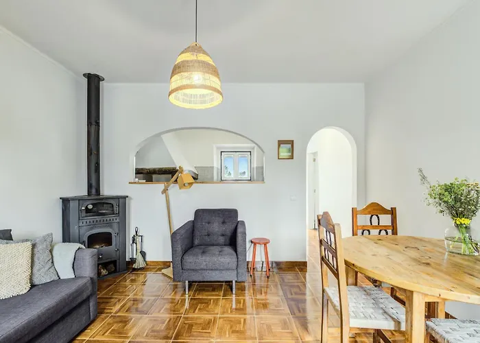 Breakfast Under A Tree - And Tomar