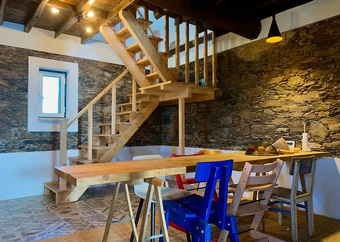 Breakfast Under A Tree - And Apartamento Tomar