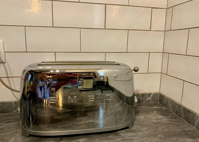 Breakfast Under A Tree - And Tomar