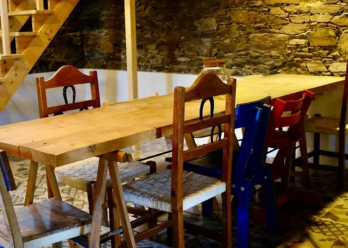 Breakfast Under A Tree - And Tomar